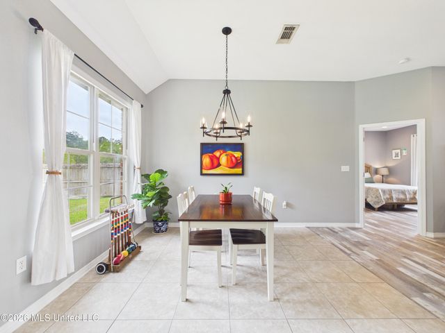 2501 Rhonda Avenue, Ocean Springs, MS 39564