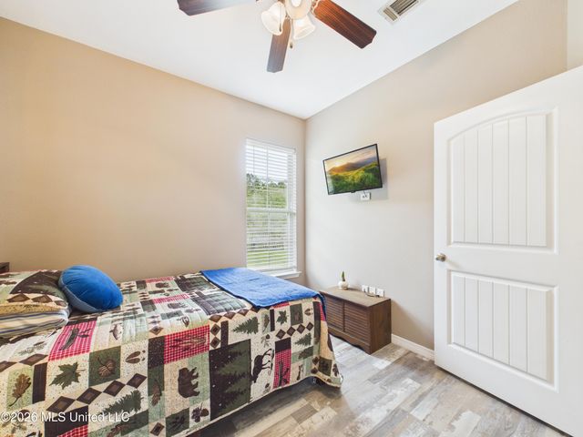 2501 Rhonda Avenue, Ocean Springs, MS 39564