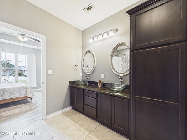 2501 Rhonda Avenue, Ocean Springs, MS 39564