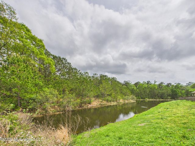 2501 Rhonda Avenue, Ocean Springs, MS 39564