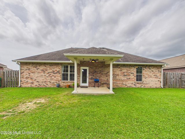 2501 Rhonda Avenue, Ocean Springs, MS 39564