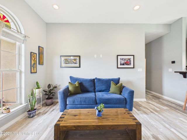 2501 Rhonda Avenue, Ocean Springs, MS 39564