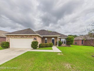 2501 Rhonda Avenue, Ocean Springs, MS 39564