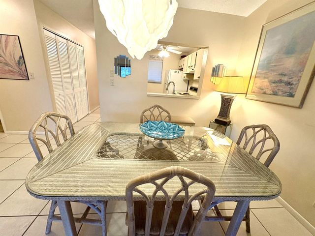 9485 Boca Cove Circle 709, Boca Raton, FL 33428