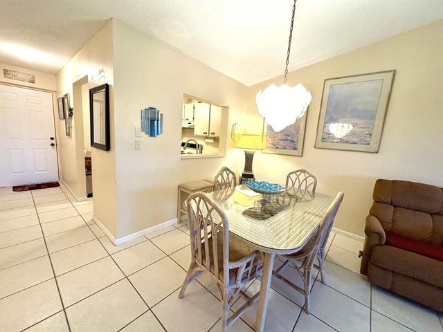 9485 Boca Cove Circle 709, Boca Raton, FL 33428