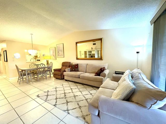 9485 Boca Cove Circle 709, Boca Raton, FL 33428