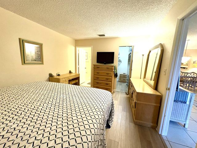 9485 Boca Cove Circle 709, Boca Raton, FL 33428