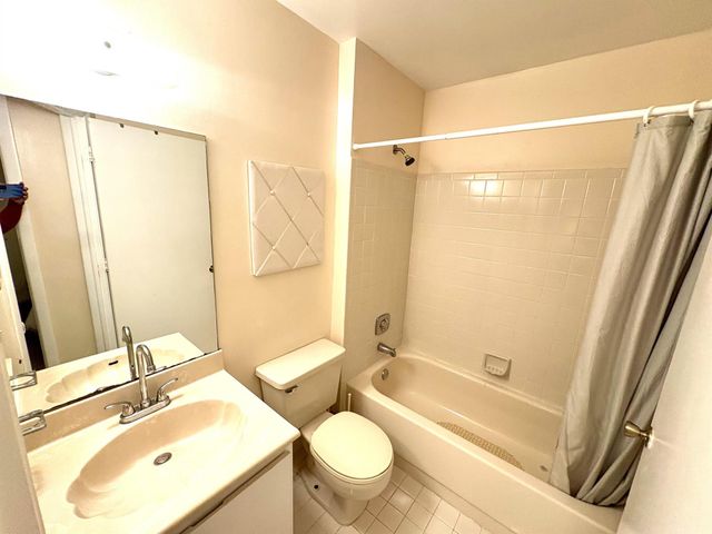 9485 Boca Cove Circle 709, Boca Raton, FL 33428