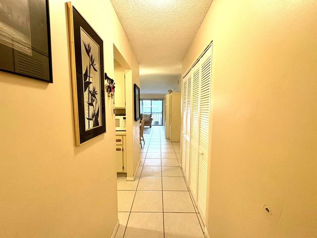 9485 Boca Cove Circle 709, Boca Raton, FL 33428