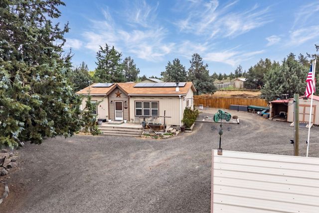 7944 SW Sandy Place, Terrebonne, OR 97760