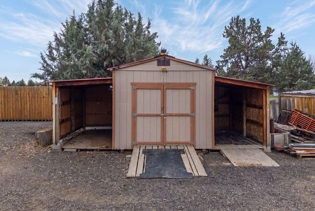 7944 SW Sandy Place, Terrebonne, OR 97760