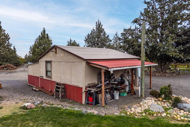 7944 SW Sandy Place, Terrebonne, OR 97760
