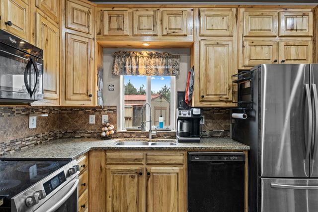 7944 SW Sandy Place, Terrebonne, OR 97760