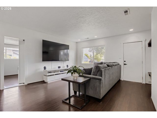 2821 Se 115TH Ave, Portland, OR 97266