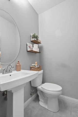 4428 Slate Creek Drive, Bettendorf, IA 52722