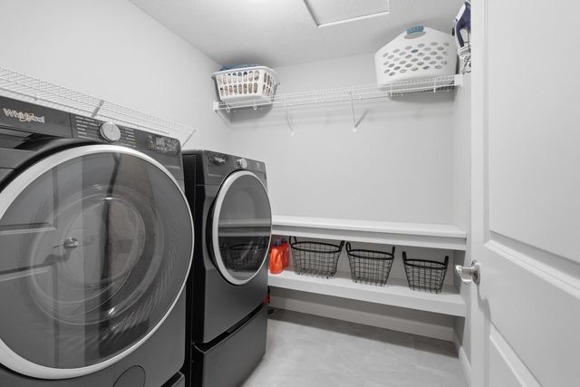 4428 Slate Creek Drive, Bettendorf, IA 52722