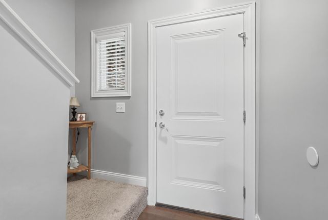 4428 Slate Creek Drive, Bettendorf, IA 52722