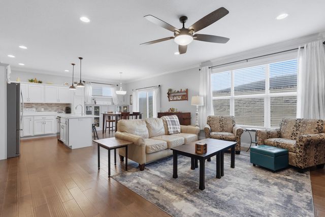 4428 Slate Creek Drive, Bettendorf, IA 52722