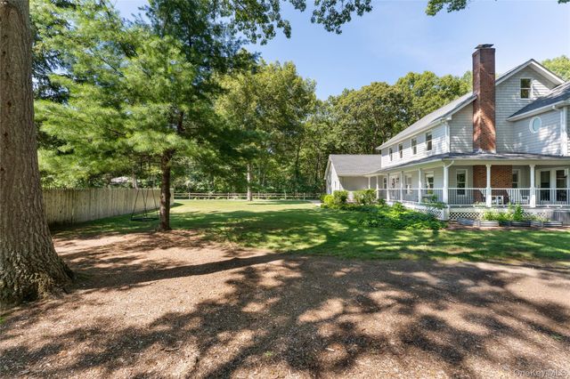 93 Chestnut Street, Mount Sinai, NY 11766