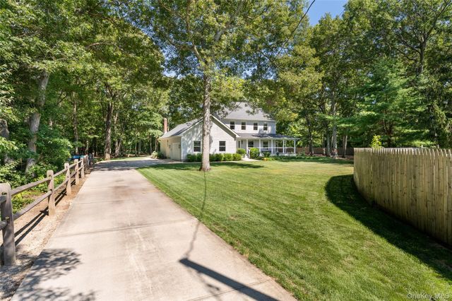 93 Chestnut Street, Mount Sinai, NY 11766