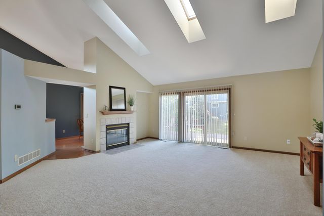 1048 Arcaro Drive, Gahanna, OH 43230