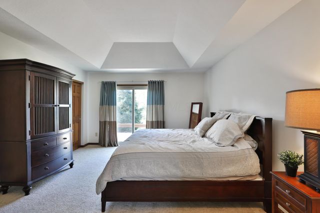 1048 Arcaro Drive, Gahanna, OH 43230