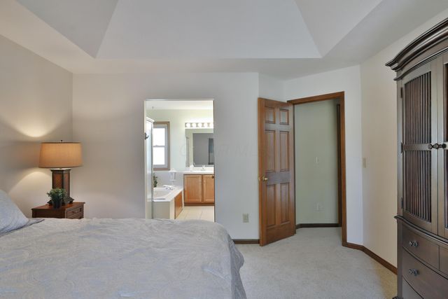 1048 Arcaro Drive, Gahanna, OH 43230