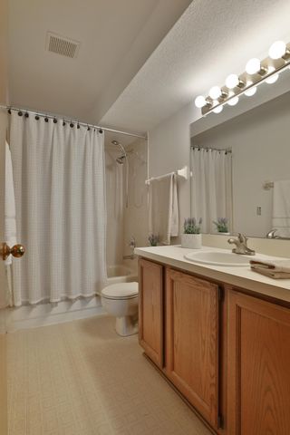 1048 Arcaro Drive, Gahanna, OH 43230