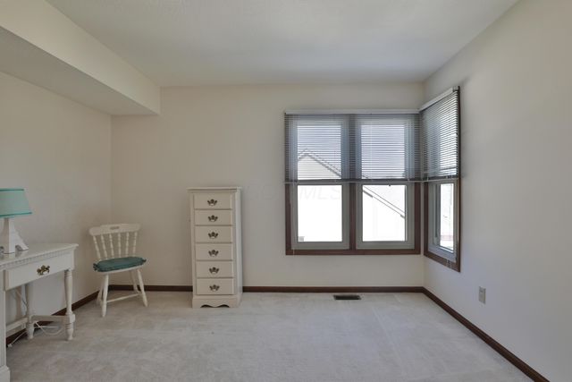 1048 Arcaro Drive, Gahanna, OH 43230