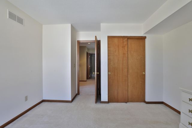 1048 Arcaro Drive, Gahanna, OH 43230