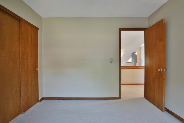 1048 Arcaro Drive, Gahanna, OH 43230