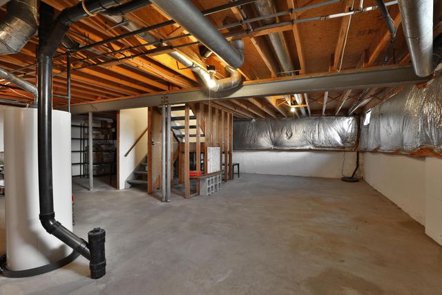 1048 Arcaro Drive, Gahanna, OH 43230