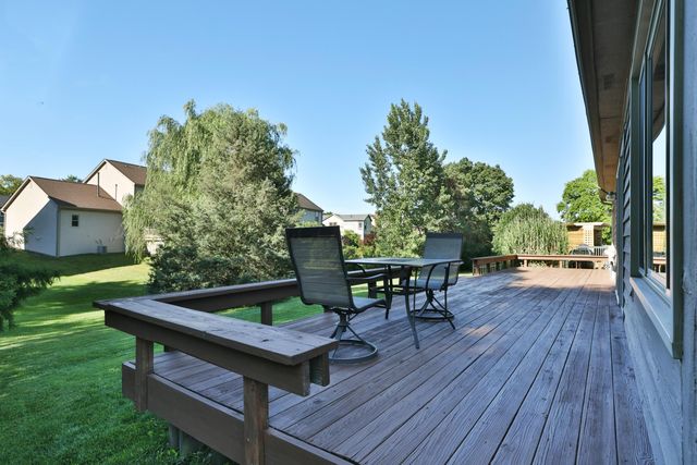 1048 Arcaro Drive, Gahanna, OH 43230
