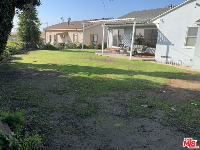 5604 S Chariton Avenue, Ladera Heights, CA 90056