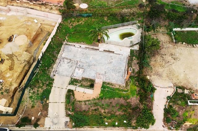 20495 Roca Chica Drive, Malibu, CA 90265