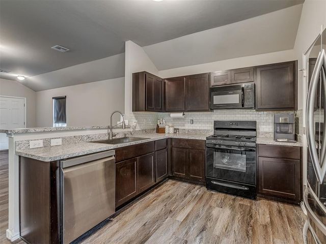 11721 NW 95th Street, Yukon, OK 73099