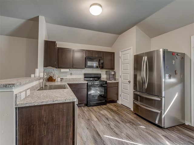 11721 NW 95th Street, Yukon, OK 73099
