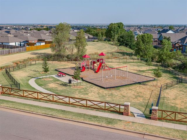 11721 NW 95th Street, Yukon, OK 73099