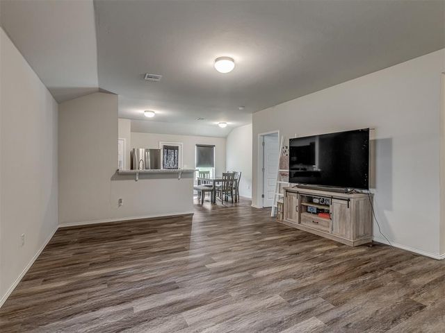 11721 NW 95th Street, Yukon, OK 73099