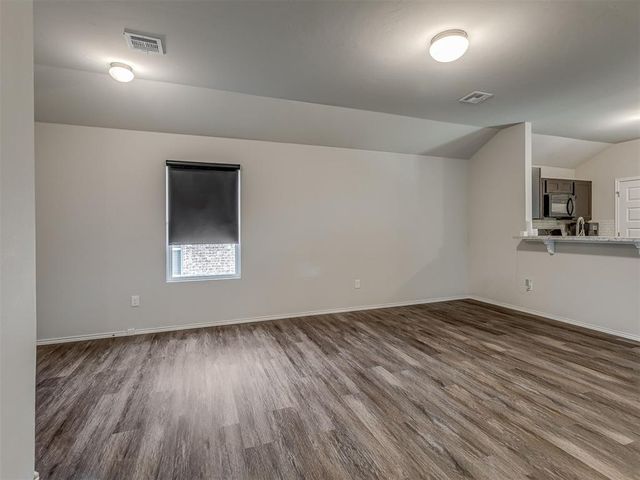 11721 NW 95th Street, Yukon, OK 73099