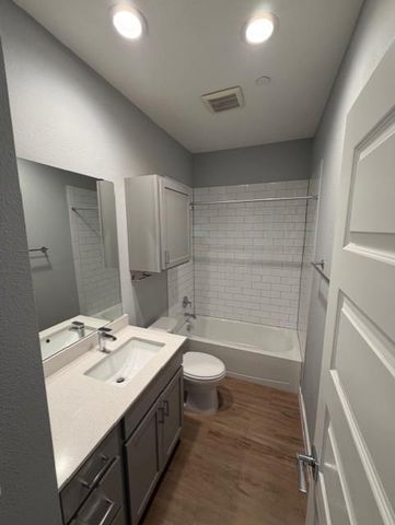 11427 Pastini CIR, Manchaca, TX 78652