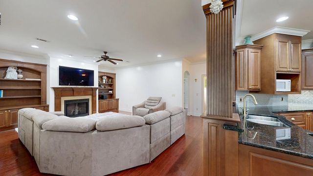418 Caravella Drive, Dothan, AL 36305