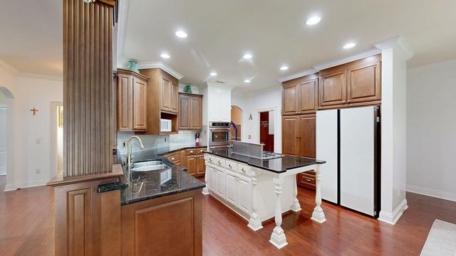 418 Caravella Drive, Dothan, AL 36305
