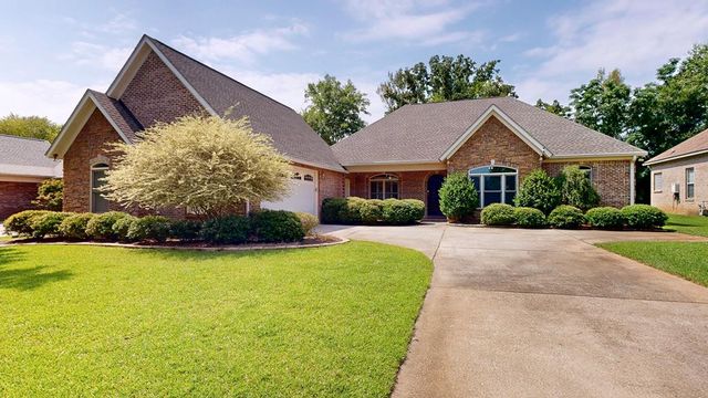 418 Caravella Drive, Dothan, AL 36305