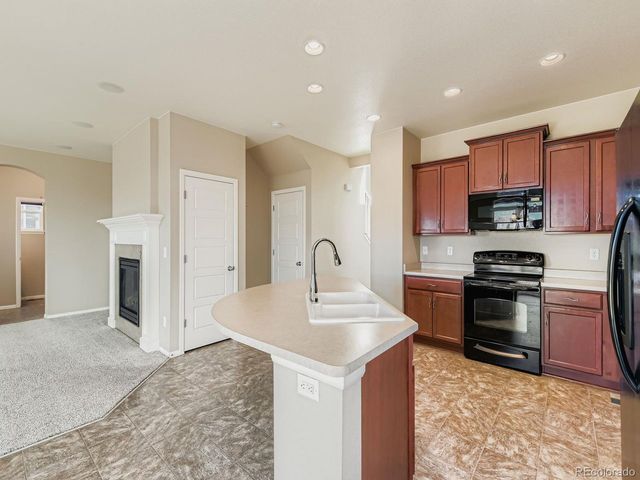 8645 Raspberry Dr, Longmont, CO 80504