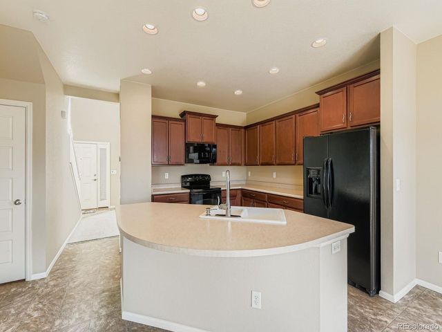 8645 Raspberry Dr, Longmont, CO 80504