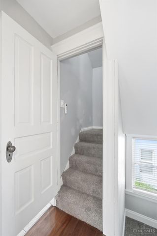 4223 Thirty Second Avenue, Cincinnati, OH 45209
