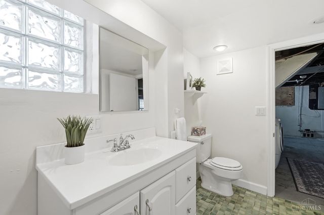 4223 Thirty Second Avenue, Cincinnati, OH 45209