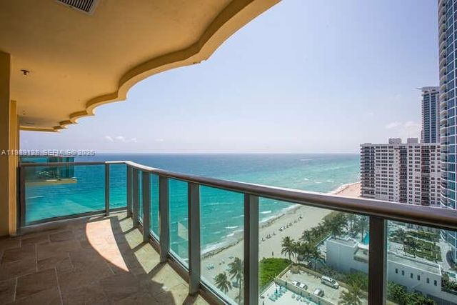 2501 S Ocean Dr PH12, Hollywood, FL 33019