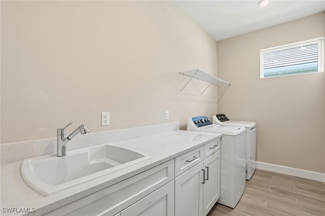 11964 Molto DR, Fort Myers, FL 33913